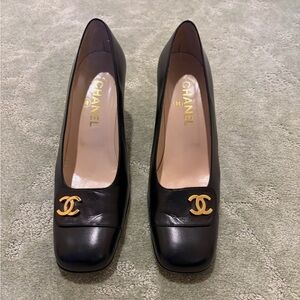 CHANEL Vintage Chanel Square Toe Block Heel Pumps (with gold CC logo)